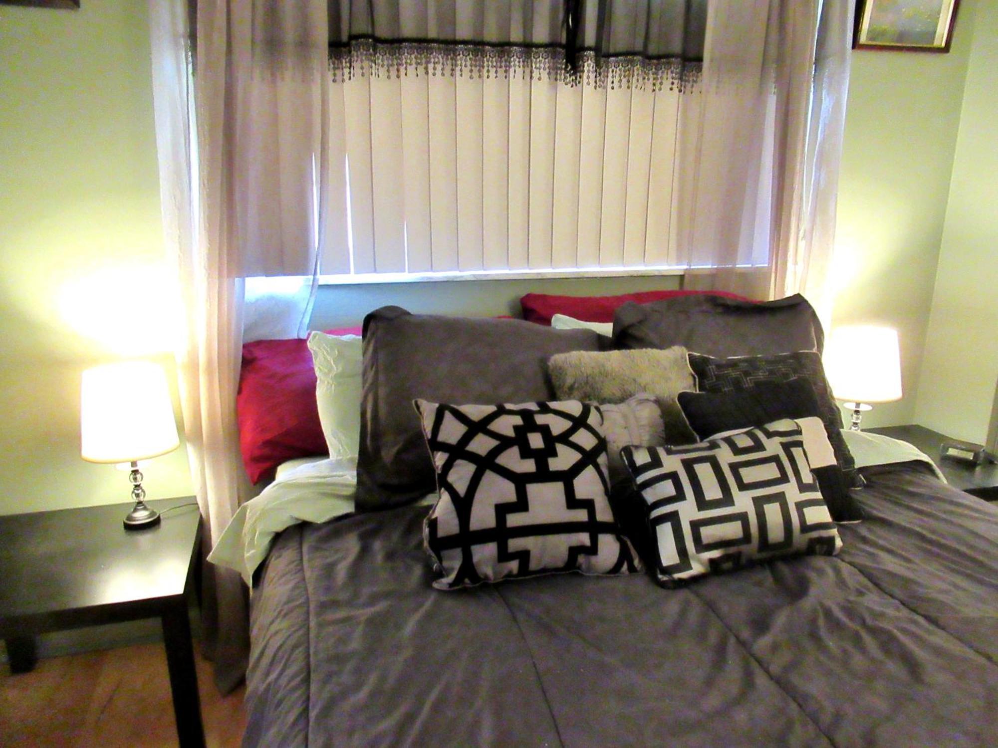 Eric And Nancy'S Boutique Bed And Breakfast โอเรียนท์พาร์ก ภายนอก รูปภาพ